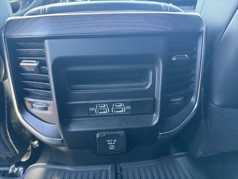 Used 2025 RAM 2500 Laramie w/ Night Edition image 26