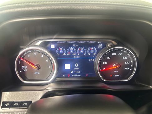 Used 2021 Chevrolet Silverado 1500 High Country w/ Technology Package AWD/4WD image 27
