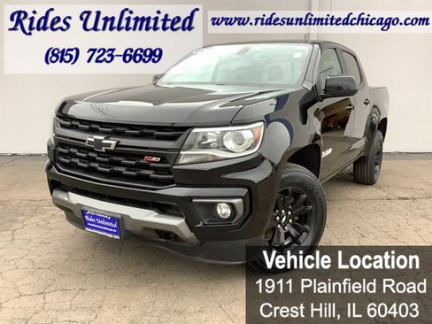 Used 2021 Chevrolet Colorado Z71 w/ Z71 Midnight Edition AWD/4WD image 3