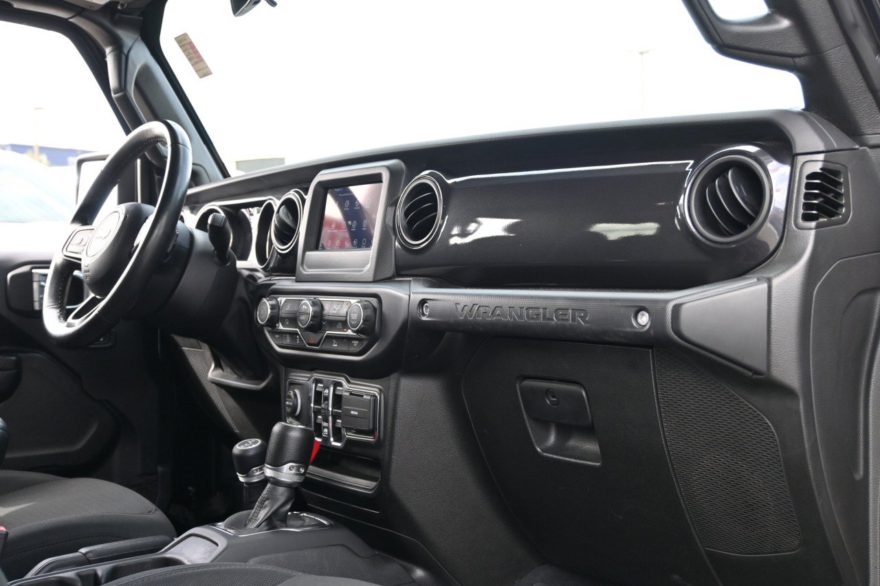 Used 2022 Jeep Wrangler Unlimited Sport AWD/4WD image 24
