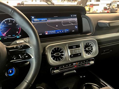 Used 2025 Mercedes-Benz G 63 AMG 4MATIC image 7