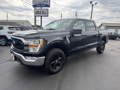 Used 2021 Ford F150 XLT w/ Equipment Group 301A Mid image 3