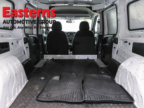 Used 2021 RAM ProMaster City Tradesman FWD image 9