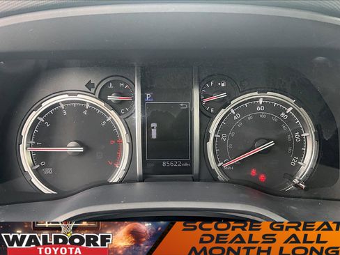 Used 2021 Toyota 4Runner Limited image 25