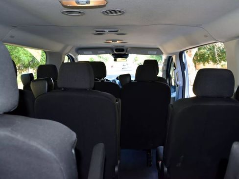 Used 2017 Ford Transit 350 XLT image 27