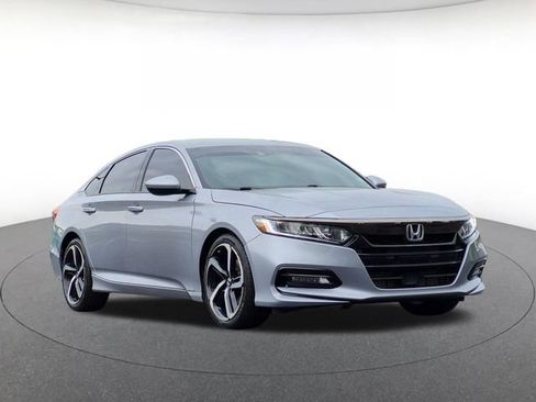 Used 2020 Honda Accord Sport image 3