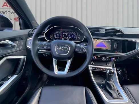 Used 2025 Audi Q3 2.0T Premium w/ Convenience Package AWD/4WD image 8