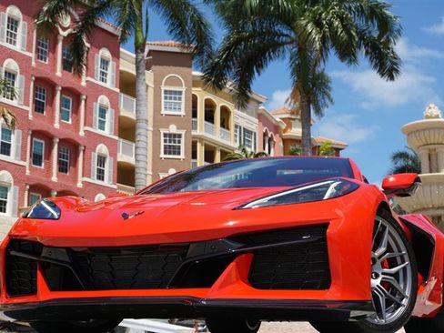 Used 2024 Chevrolet Corvette Z06 w/ Stealth Interior Trim Package RWD image 55