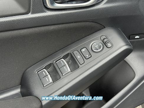 Certified 2022 Honda Civic LX image 23