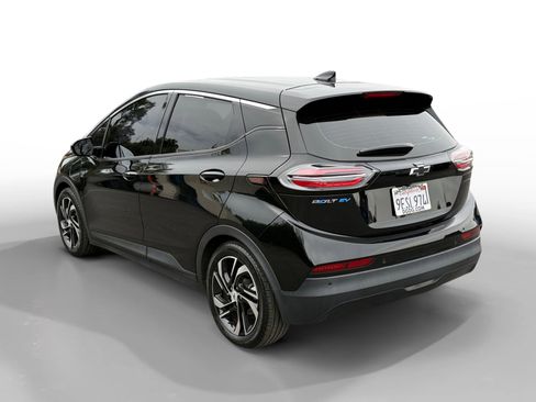 Used 2023 Chevrolet Bolt LT w/ Infotainment Package image 3