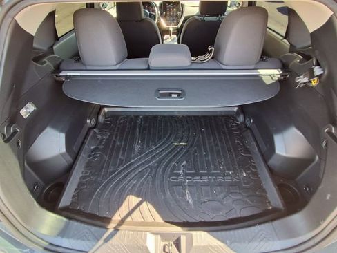 Used 2025 Subaru Crosstrek 2.0i Premium image 12