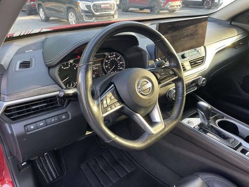Used 2023 Nissan Altima 2.5 SL AWD/4WD image 17