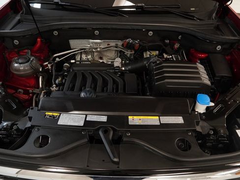 Used 2021 Volkswagen Atlas Cross Sport SE w/ Panoramic Sunroof Package image 37