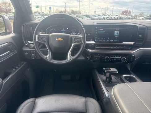 Used 2023 Chevrolet Silverado 1500 LTZ image 13