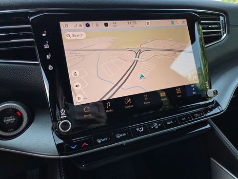 New 2026 Jeep Grand Wagoneer 4WD image 6