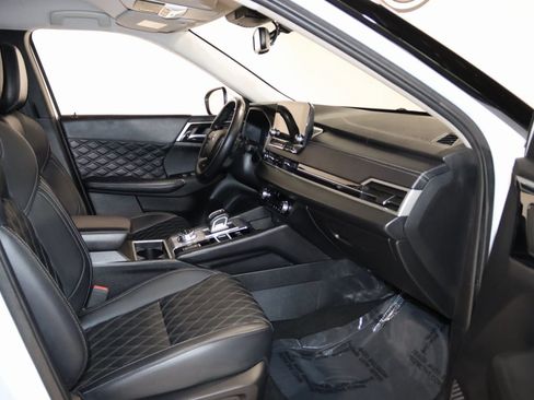 Used 2024 Mitsubishi Outlander 4WD Plug-In Hybrid image 59