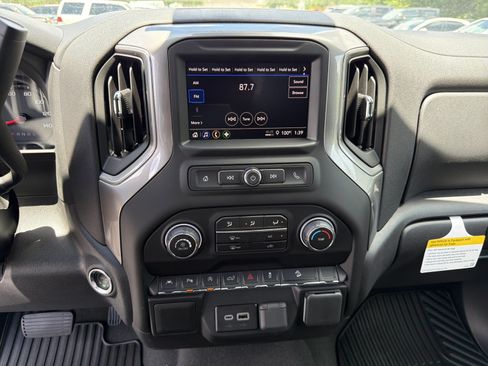 New 2026 Chevrolet Silverado 1500 W/T w/ WT Value Package AWD/4WD image 26