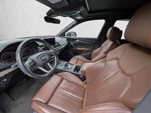 Used 2018 Audi Q5 Prestige w/ Prestige Package image 10