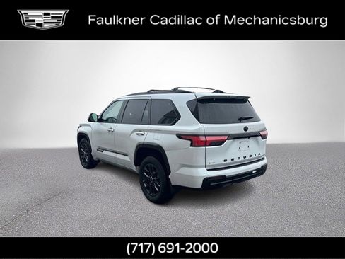 Used 2024 Toyota Sequoia Platinum image 7