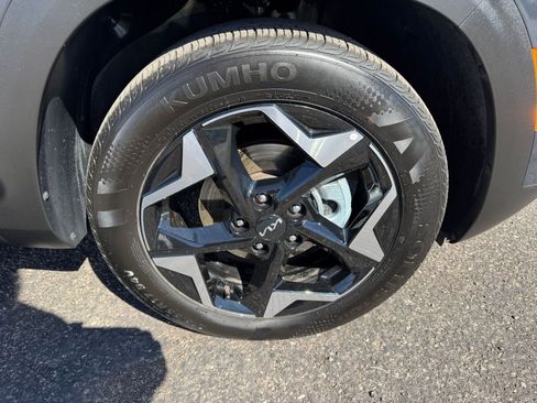 Used 2025 Kia Seltos S image 28