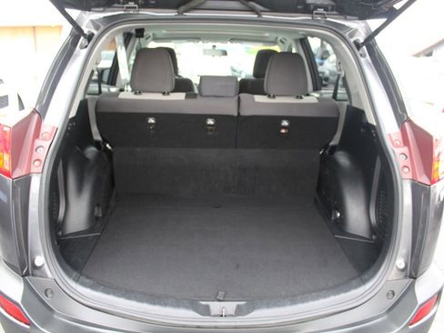 Used 2014 Toyota RAV4 XLE image 30