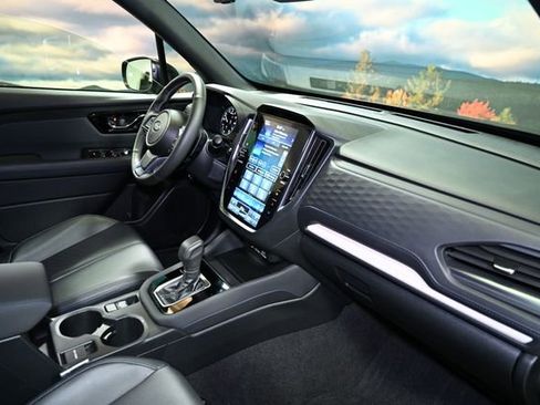 Used 2025 Subaru Forester Limited image 45