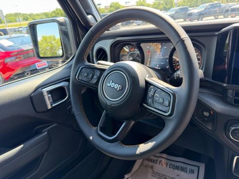 Used 2024 Jeep Wrangler Sport AWD/4WD image 11
