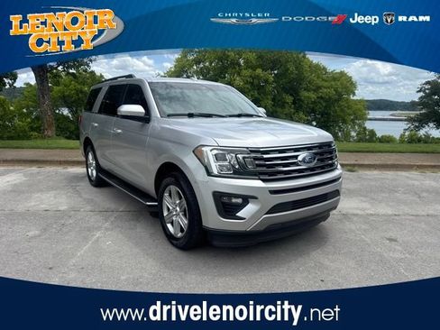 Used 2019 Ford Expedition XLT w/ Equipment Group 202A RWD image 1