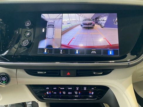 Used 2021 Buick Envision Avenir w/ Technology Package II image 22