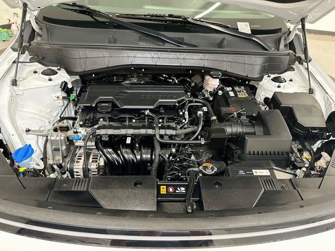 Used 2025 Hyundai Kona SEL AWD/4WD image 34
