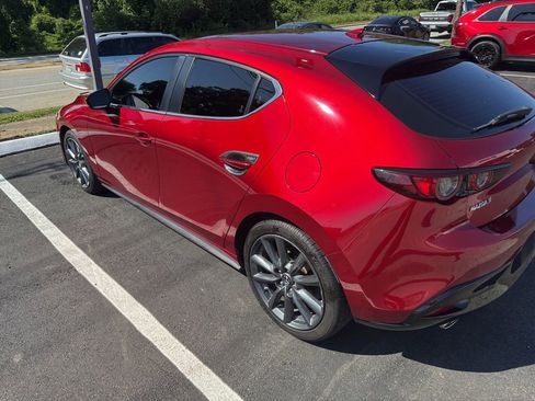 Used 2020 MAZDA MAZDA3 Hatchback w/ Preferred Package FWD image 7