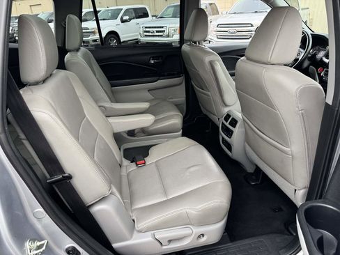 Used 2016 Honda Pilot Elite image 16