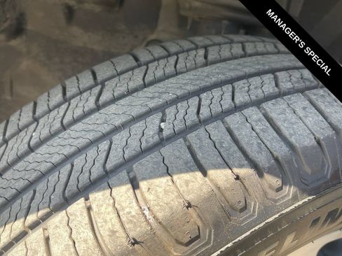 Used 2016 Jeep Renegade Trailhawk AWD/4WD image 12