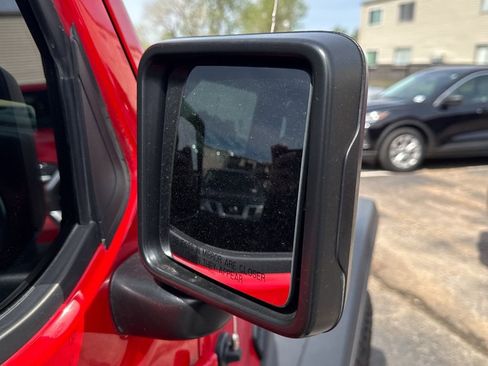 Used 2022 Jeep Gladiator Rubicon w/ Cold Weather Group AWD/4WD image 42