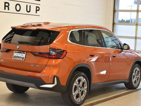Used 2023 BMW X1 xDrive28i w/ Convenience Package AWD/4WD image 4