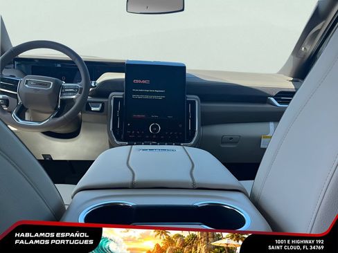 New 2026 GMC Yukon XL Denali w/ Sun & Power Step Package AWD/4WD image 18