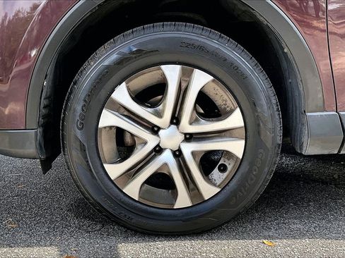 Used 2017 Toyota RAV4 LE image 31