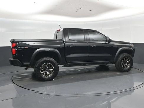 Used 2024 Chevrolet Colorado ZR2 AWD/4WD image 3