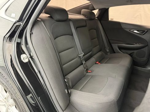 Used 2017 Chevrolet Malibu LT FWD image 22