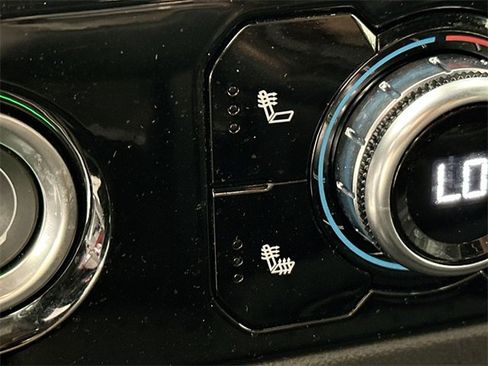 Used 2024 GMC Sierra 1500 Elevation image 16