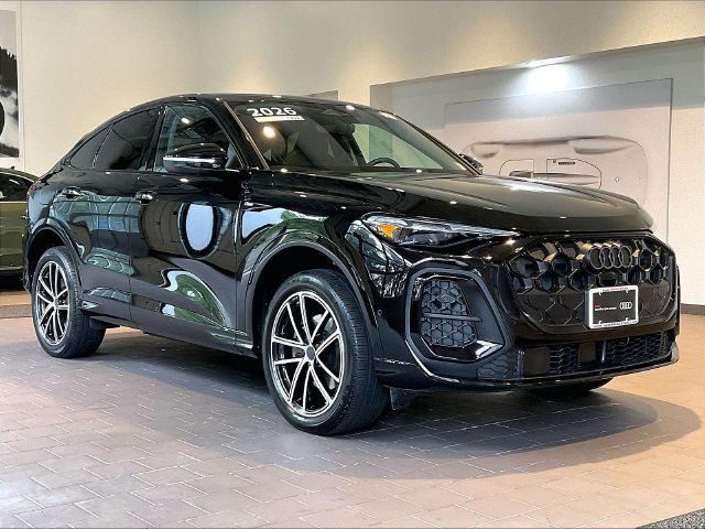 Used 2026 Audi Q5 Premium Plus AWD/4WD image 1