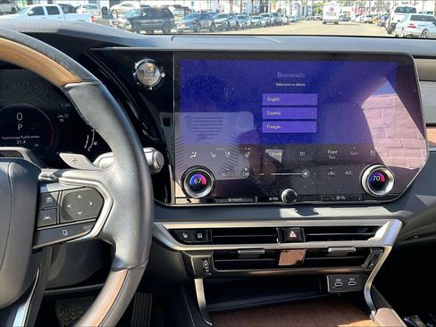 Used 2024 Lexus RX 350 Luxury w/ Convenience Package image 7