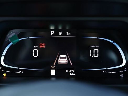 New 2026 Hyundai Elantra Sport image 9