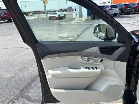 Used 2023 Volvo XC90 B6 Plus w/ Protection Package AWD/4WD image 22