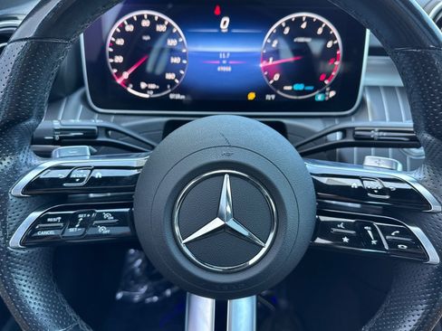 Used 2022 Mercedes-Benz C 300 Sedan image 16