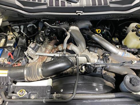 Used 2022 Ford F350 Lariat w/ Chrome Package AWD/4WD image 28