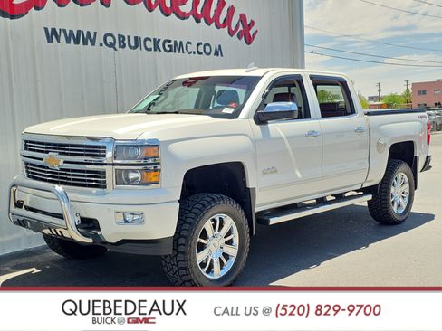Used 2015 Chevrolet Silverado 1500 High Country w/ High Country Premium Package AWD/4WD image 3