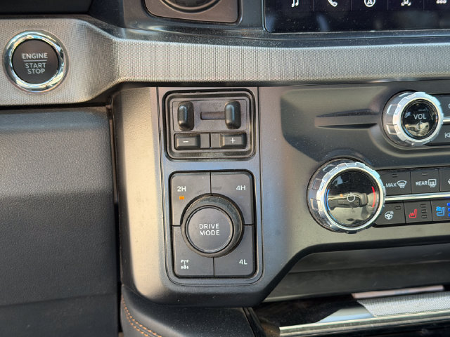 Used 2024 Ford F350 Platinum w/ FX4 Off-Road Package AWD/4WD image 13