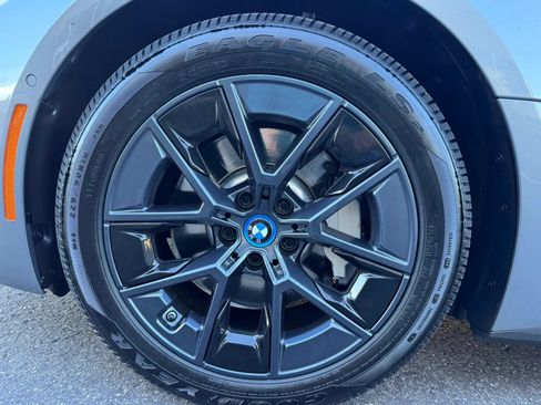Used 2023 BMW i4 eDrive35 w/ Premium Package RWD image 19