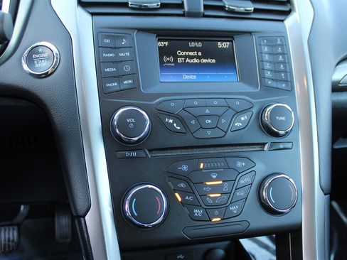 Used 2018 Ford Fusion S image 21